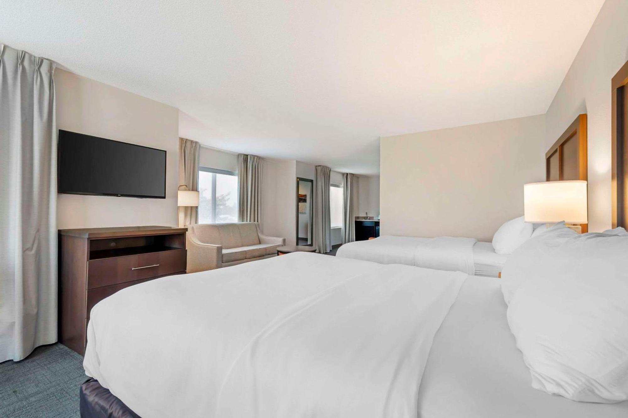 Comfort Inn & Suites Честъртаун Екстериор снимка